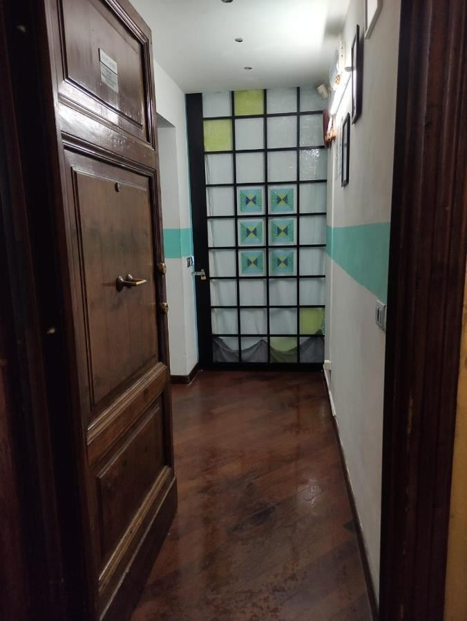 ハッピー ローマホステル エクステリア 写真